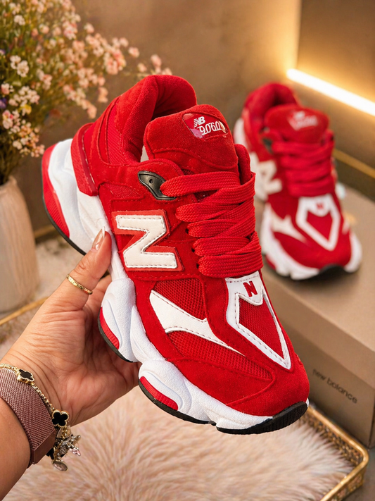 NB Women’s 9060 Chunky Lifestyle Sneakers